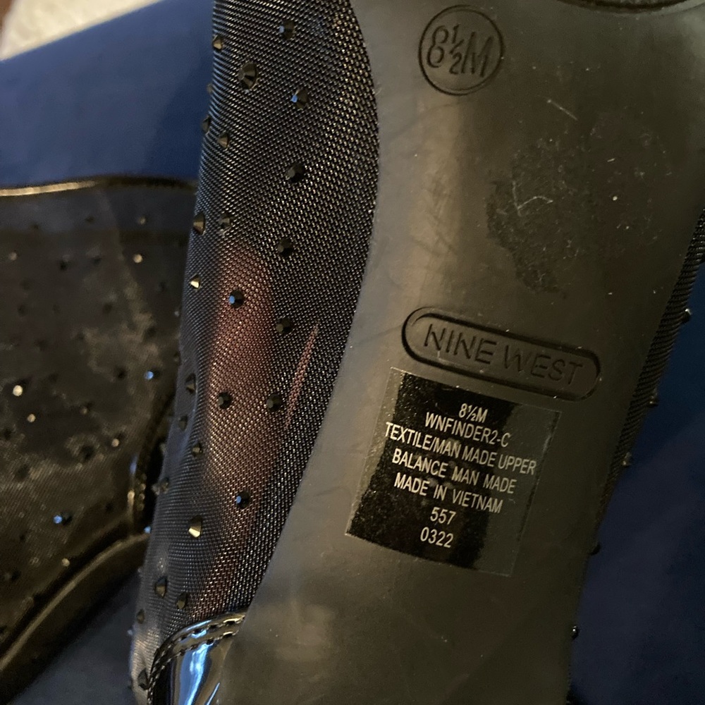 Boots - Picture 7 of 10